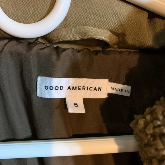 Good American Sherpa Mix Cocoon Puffer Jacket - Picture 5 of 9